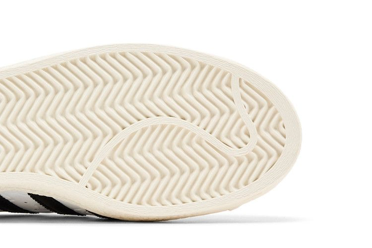 Кроссовки BAPE x adidas Superstar Vintage 'White Black'