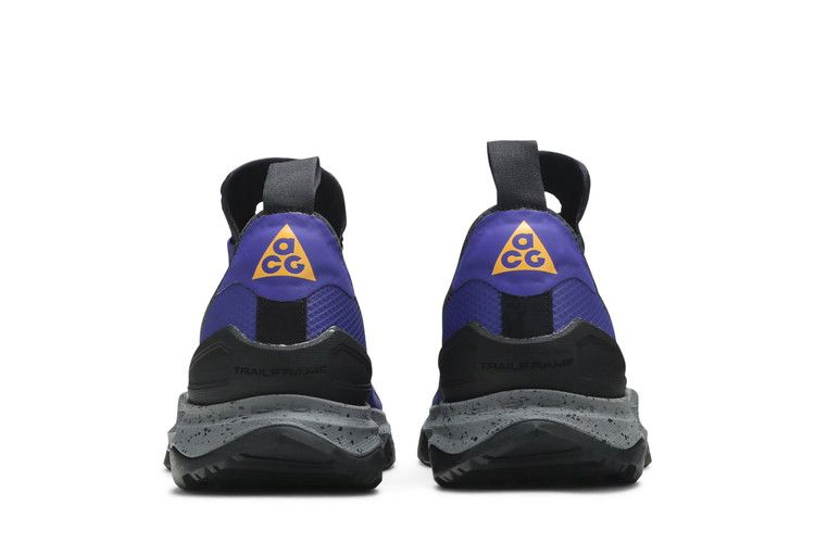 acg-zoom-air-ao-fusion-violet-red-ct2898-400_05