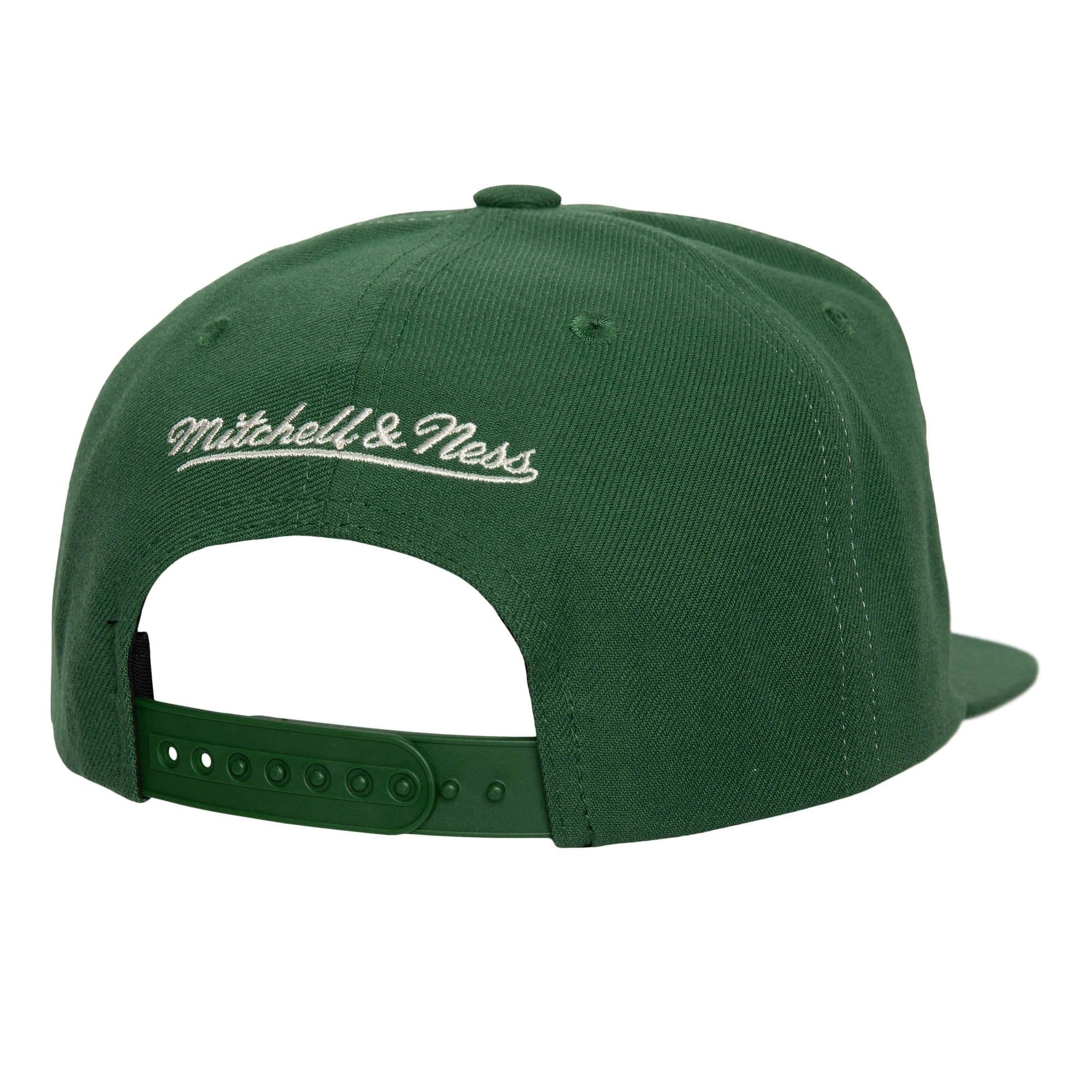 Бейсболка Mitchell & Ness Full Frontal Snapback Milwaukee Bucks Hat