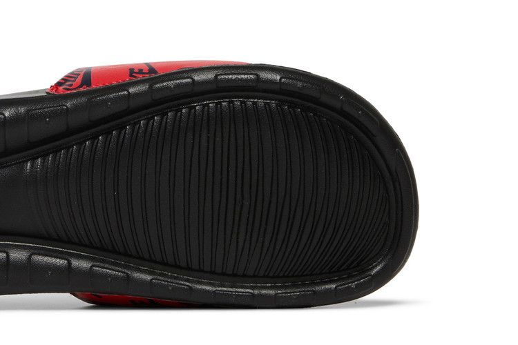 victori-one-slide-repeat-logo-black-university-red-cn9678-601_04