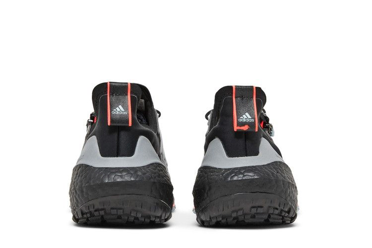 Кроссовки Adidas UltraBoost 21 GTX 'Black Silver Metallic'