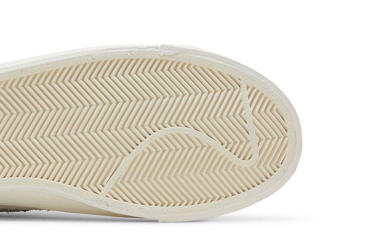 Кроссовки Nike Blazer Low '77 Premium 'Ugly Duckling'
