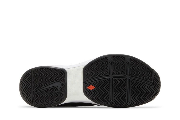 zoom-vapor-9-5-tour-black-631458-011_03