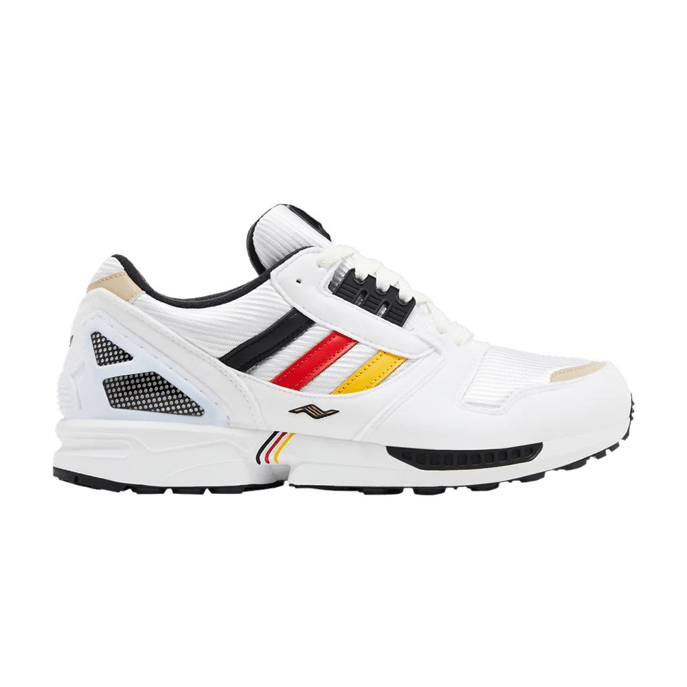 Krossovki-Overkill-x-adidas-ZX-8000-Home-Game