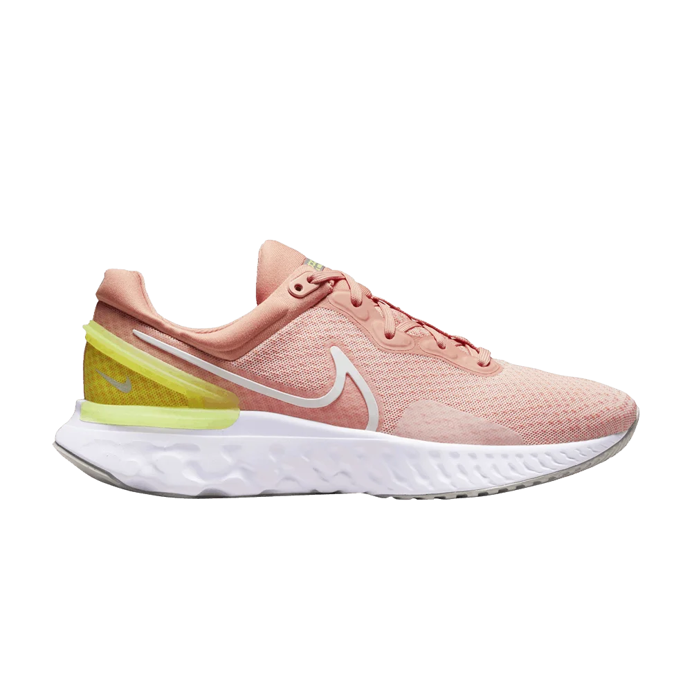 Кроссовки Nike Wmns React Miler 3 'Light Madder Root'