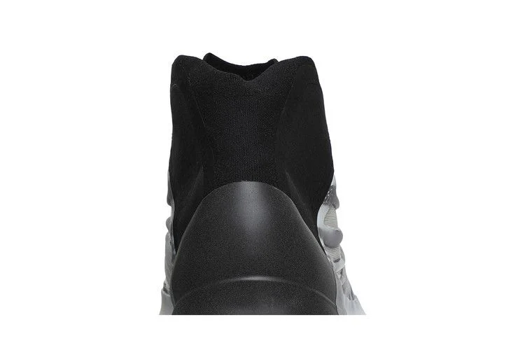 Кроссовки adidas Yeezy Basketball 'Quantum'
