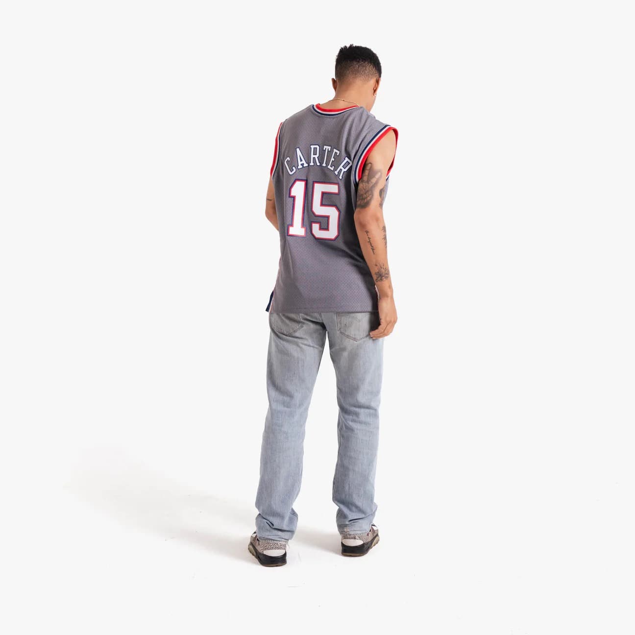 2004-05-New-Jersey-Nets-Vince-Carter-15-Swingman-Hardwood-Classics-Gray-Jersey-4