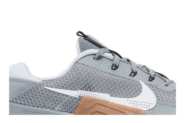 Кроссовки Nike Metcon 7 'Particle Grey Gum'