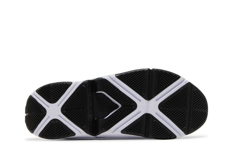 Кроссовки Nike Wmns GO FlyEase 'White Black'