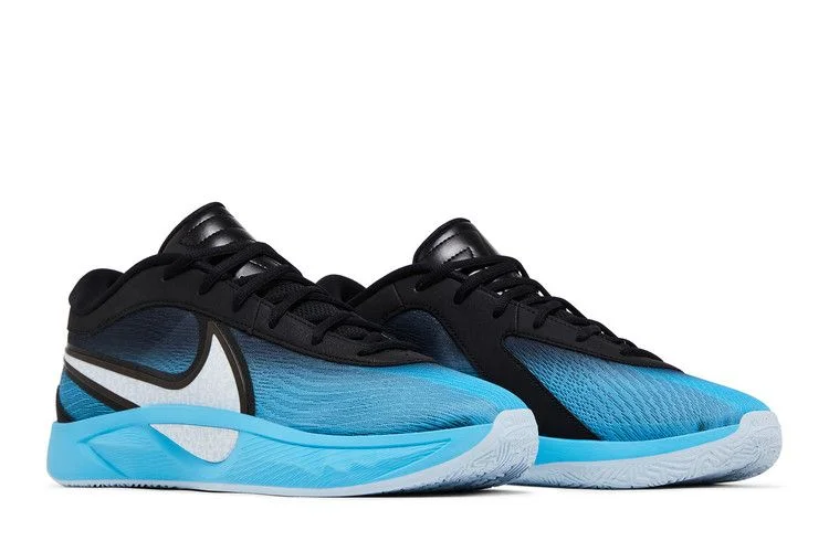 Krossovki-Nike-Giannis-Freak-6-Christmas-Pack-7