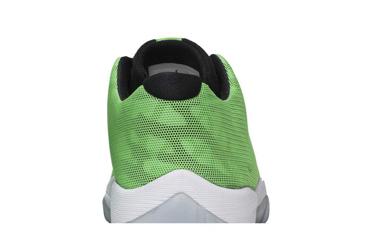 jordan-future-low-light-green_06
