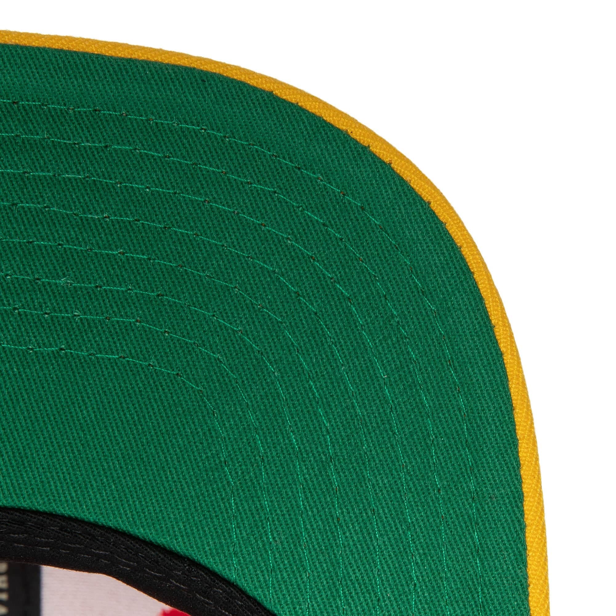 Бейсболка Mitchell & Ness Team 2 Tone 2.0 Snapback HWC Atlanta Hawks Hat