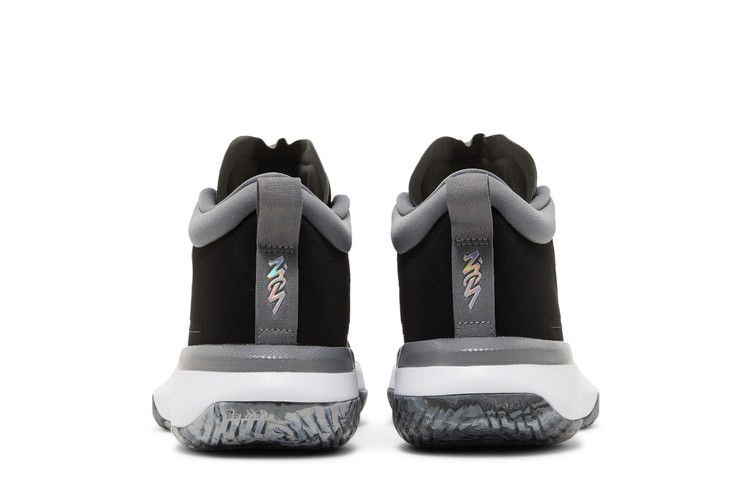 jordan-zion-1-tb-white-black-dc4208-001_05