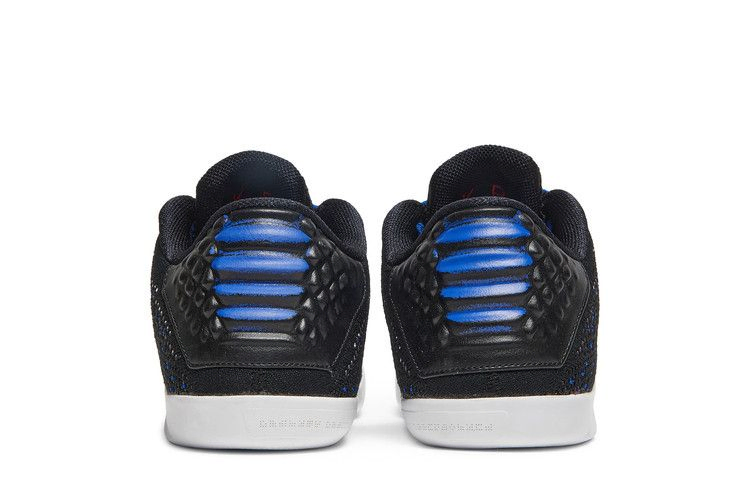 kobe-11-elite-low-mark-parker-822675-014_05