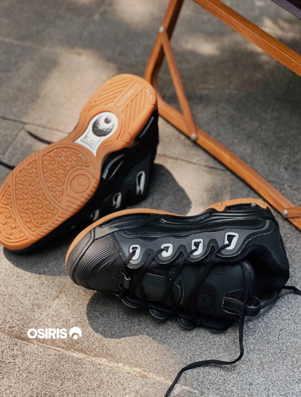 Osiris-D3-2001-Black-Gum-1
