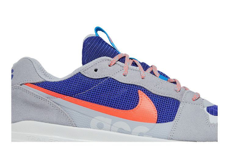 acg-lowcate-wolf-grey-bright-crimson-dm8019-001_01
