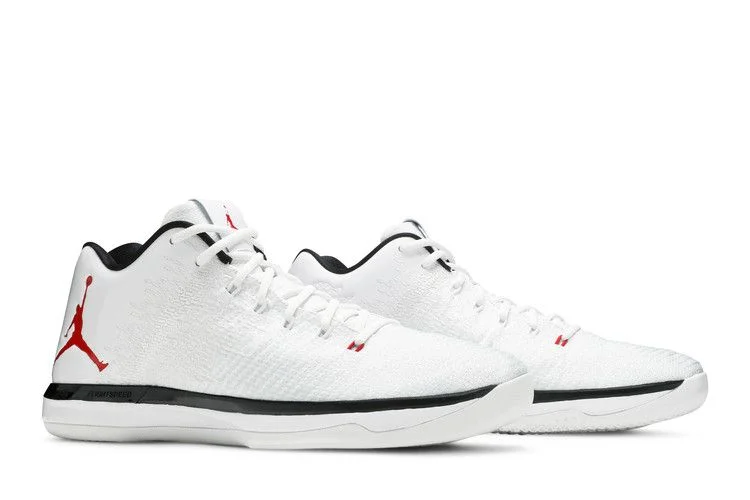Krossovki-Air-Jordan-31-Low-Bulls-7