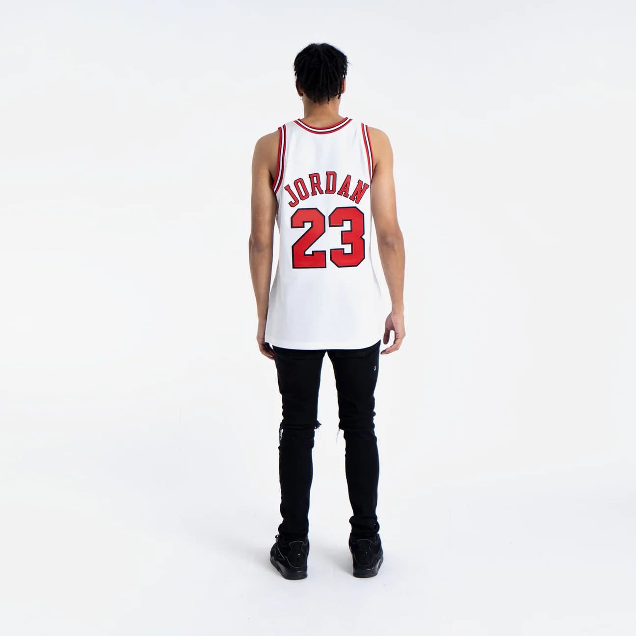 Баскетбольная джерси 1997-1998 Chicago Bulls Michael Jordan #23 Authentic Finals Hardwood Classic White Jersey