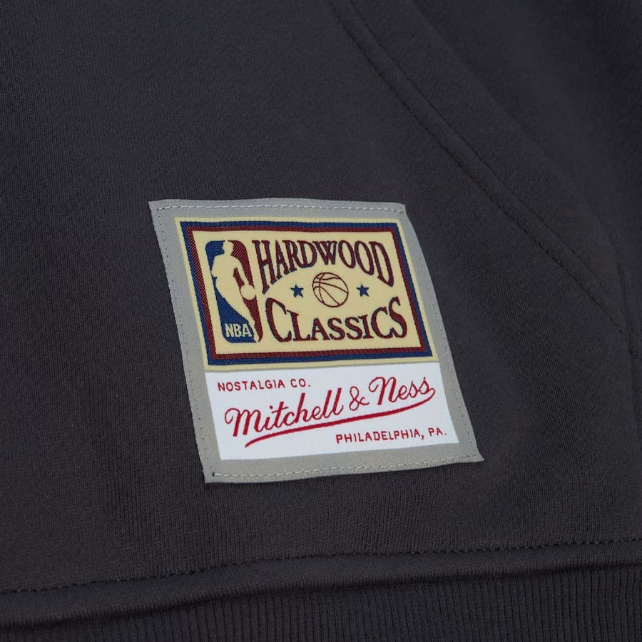 Худи Mitchell & Ness Black Milwaukee Bucks Golden Hour Glaze Pullover Hoodie