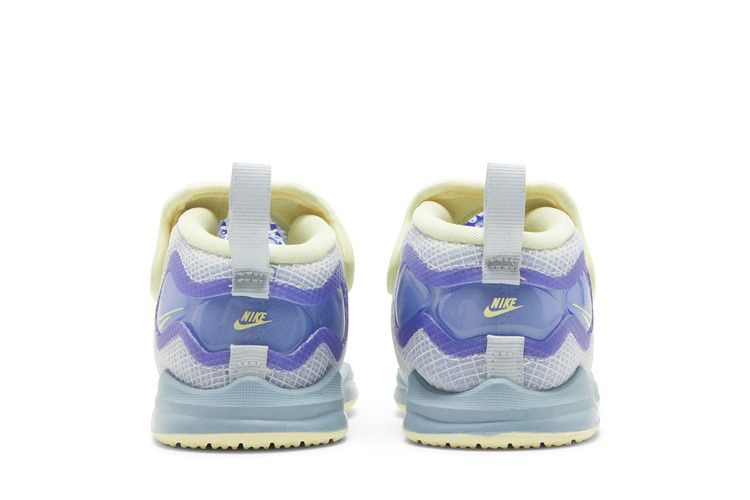 Кроссовки Nike LeBron 19 TD 'Easter'