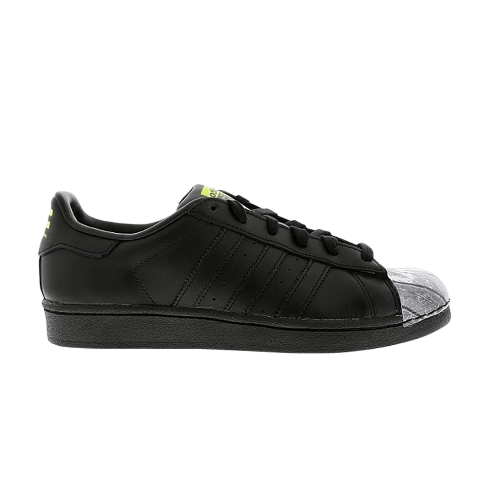 Krossovki-Adidas-Cass-Bird-Supershell-Superstar