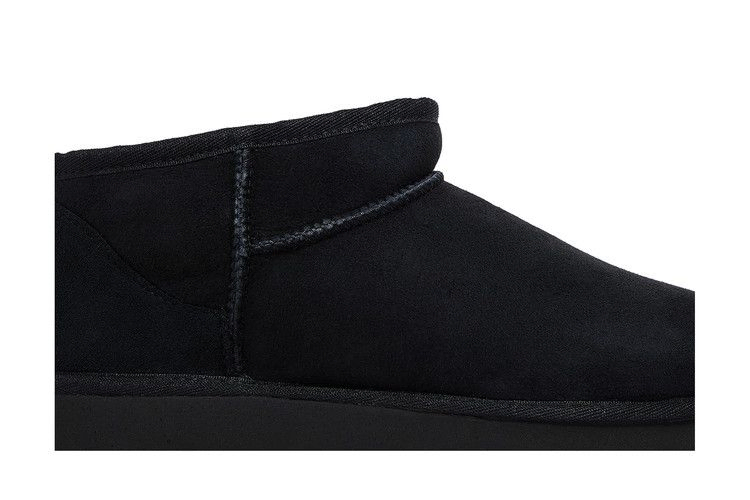 wmns-classic-ultra-mini-boot-black-1116109-blk_01