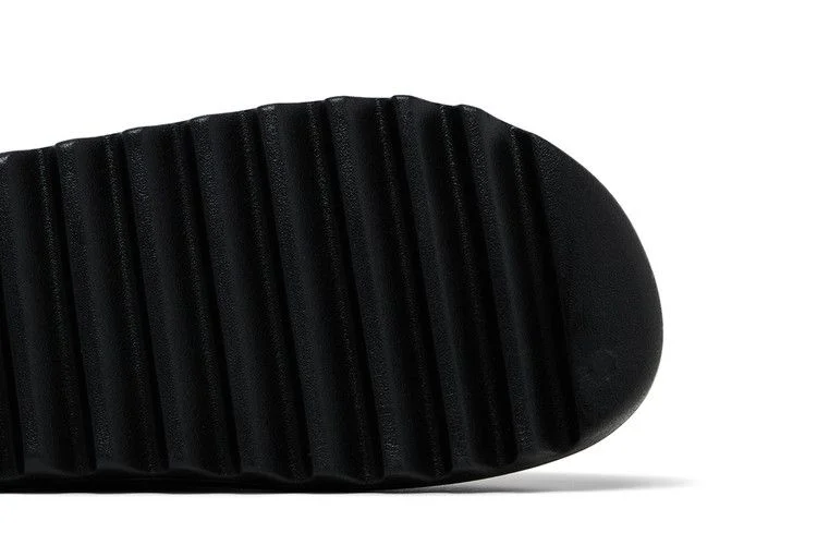Krossovki-YZY-YS-01-Black-4