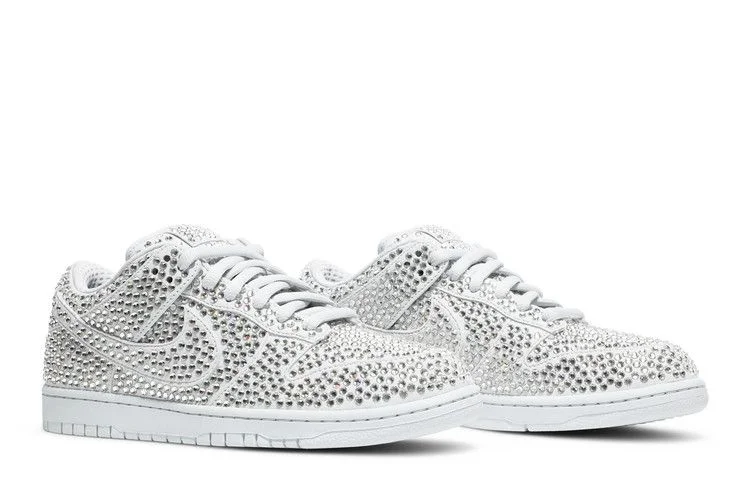 Krossovki-Cactus-Plant-Flea-Market-x-Swarovski-x-Nike-Dunk-Low-Pure-Platinum-7