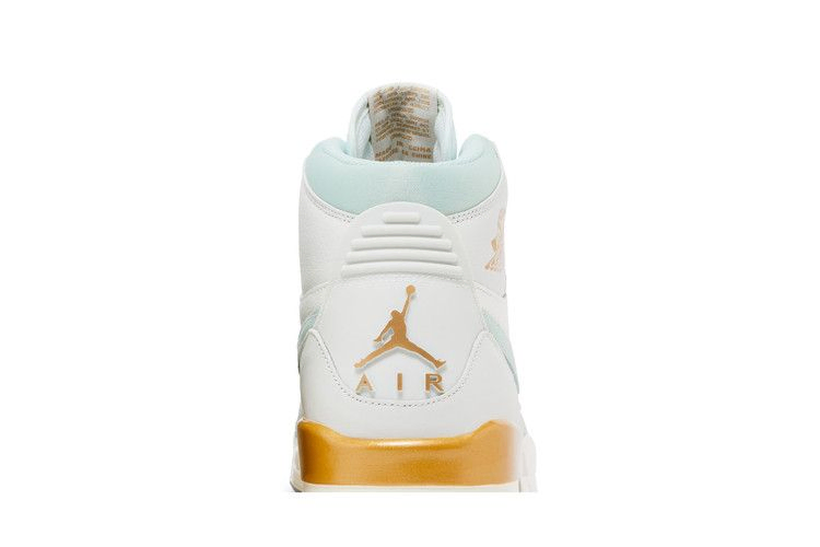 Кроссовки Air Jordan Legacy 312 'Sail Pistachio Frost'