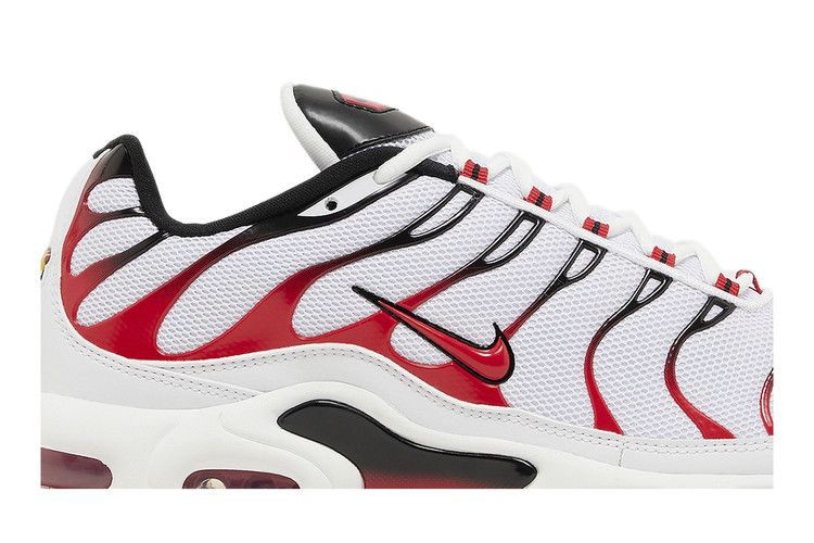 Кроссовки Nike Air Max Plus 'White University Red'