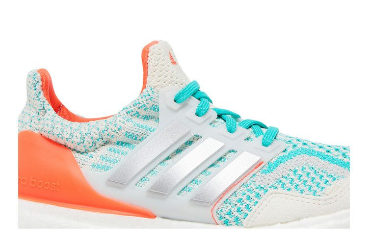 ultraboost-5-0-dna-j-white-mint-rush-gz3997_01