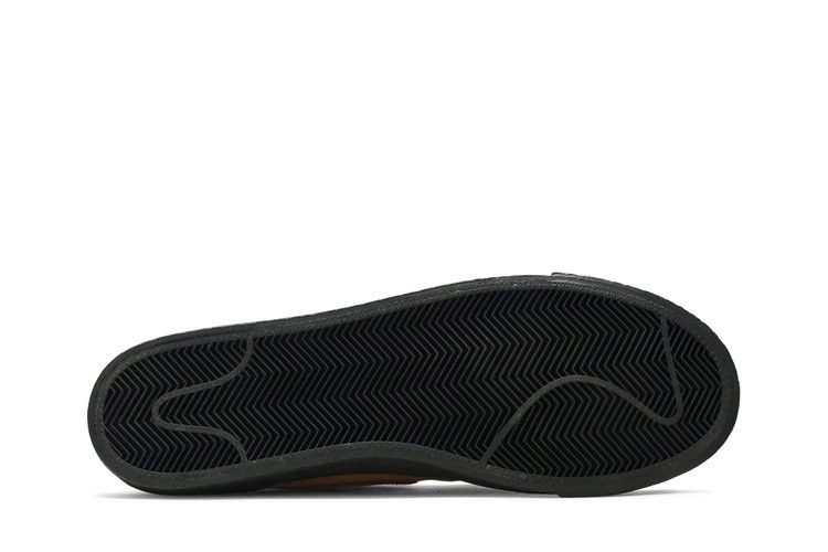 zoom-blazer-low-sb-light-british-tan-864347-200_03