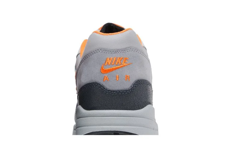 Krossovki-HUF-x-Nike-Air-Max-1-SP-Orange-6