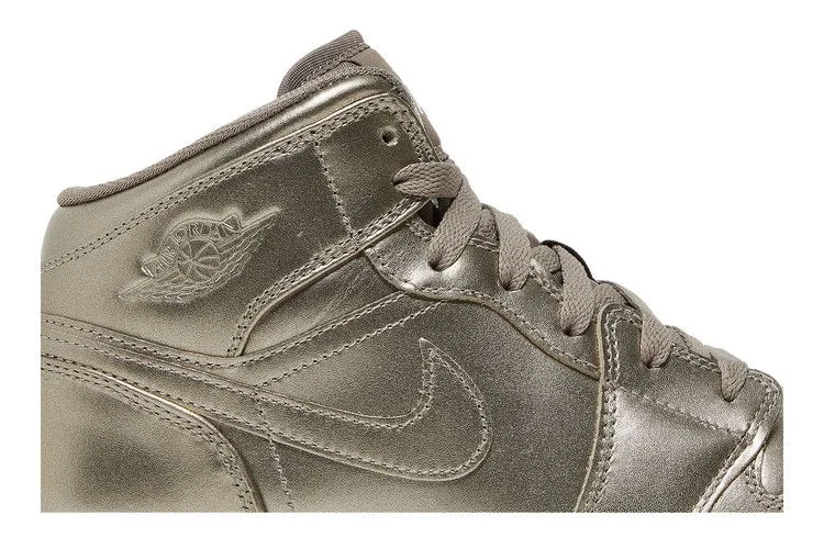 Krossovki-Air-Jordan-1-Mid-SE-GS-Sepia-Stone-1