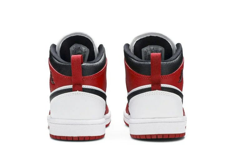 Krossovki-Air-Jordan-1-Mid-PS-Chicago-5