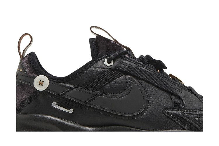 Кроссовки Nike Wmns TC 7900 'Bling'