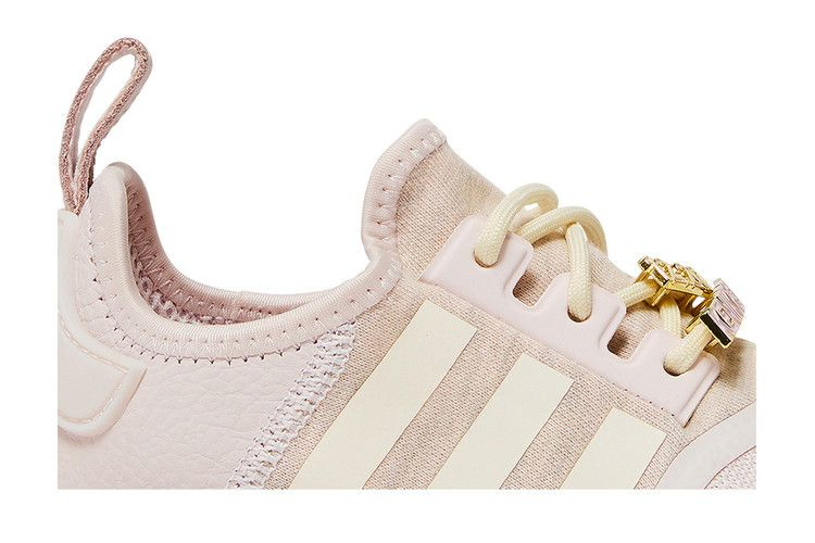 Кроссовки Keni Harrison x adidas Wmns NMD_R1 'Cream White'