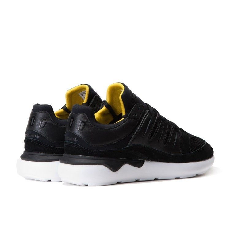 adidas-men-tubular-93-b25863_04