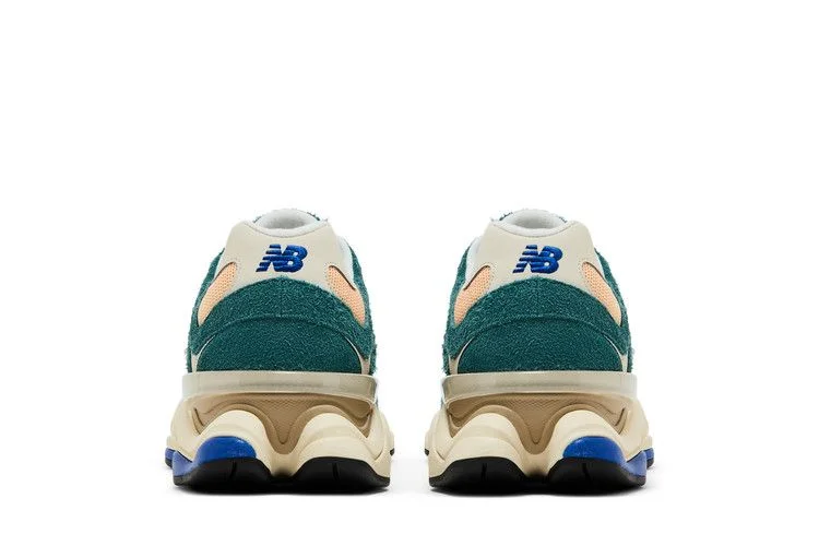 Кроссовки New Balance 9060 'New Spruce Peach Blossom'