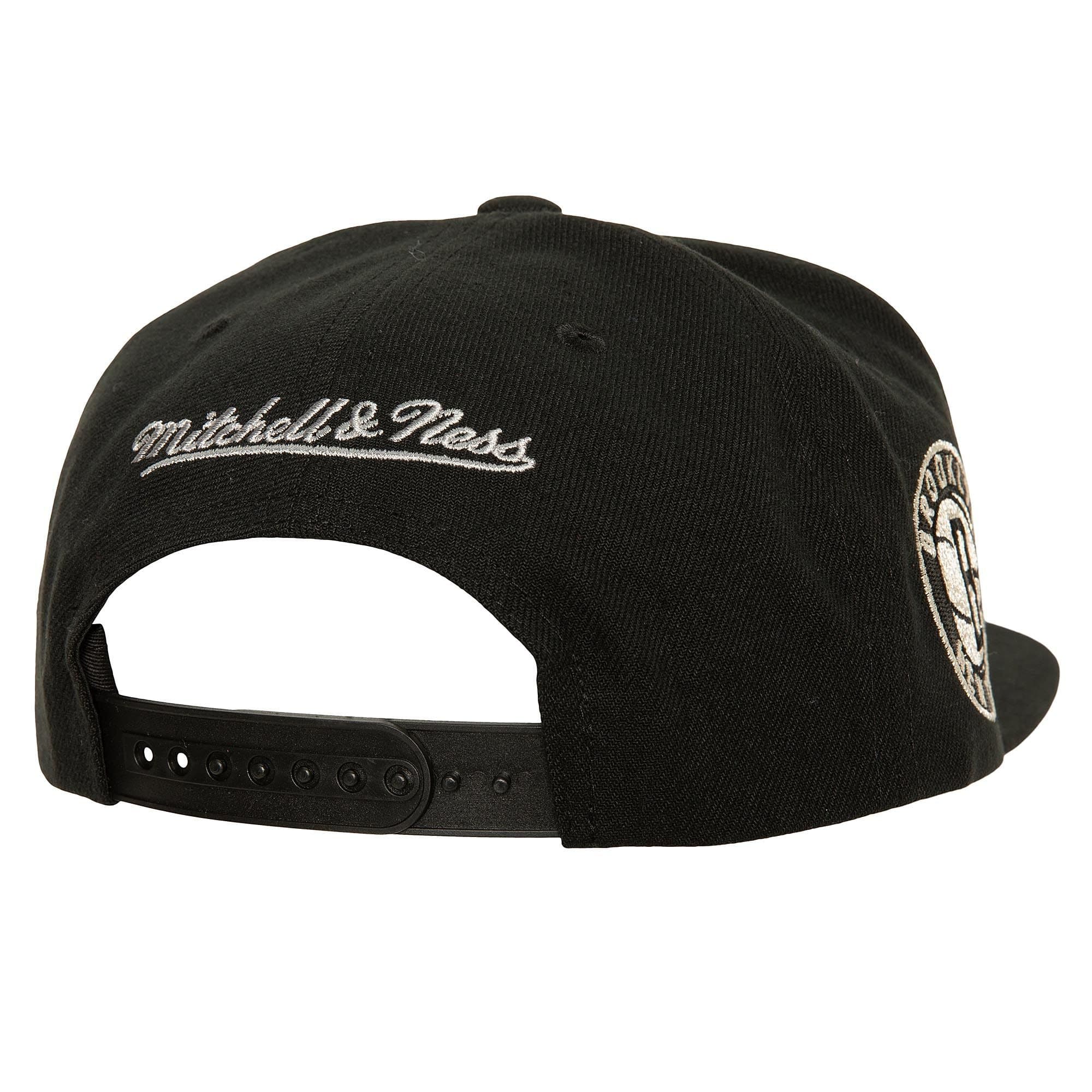 Mitchell-Ness-Watch-Me-Shine-Snapback-Brooklyn-Nets-Hat-1