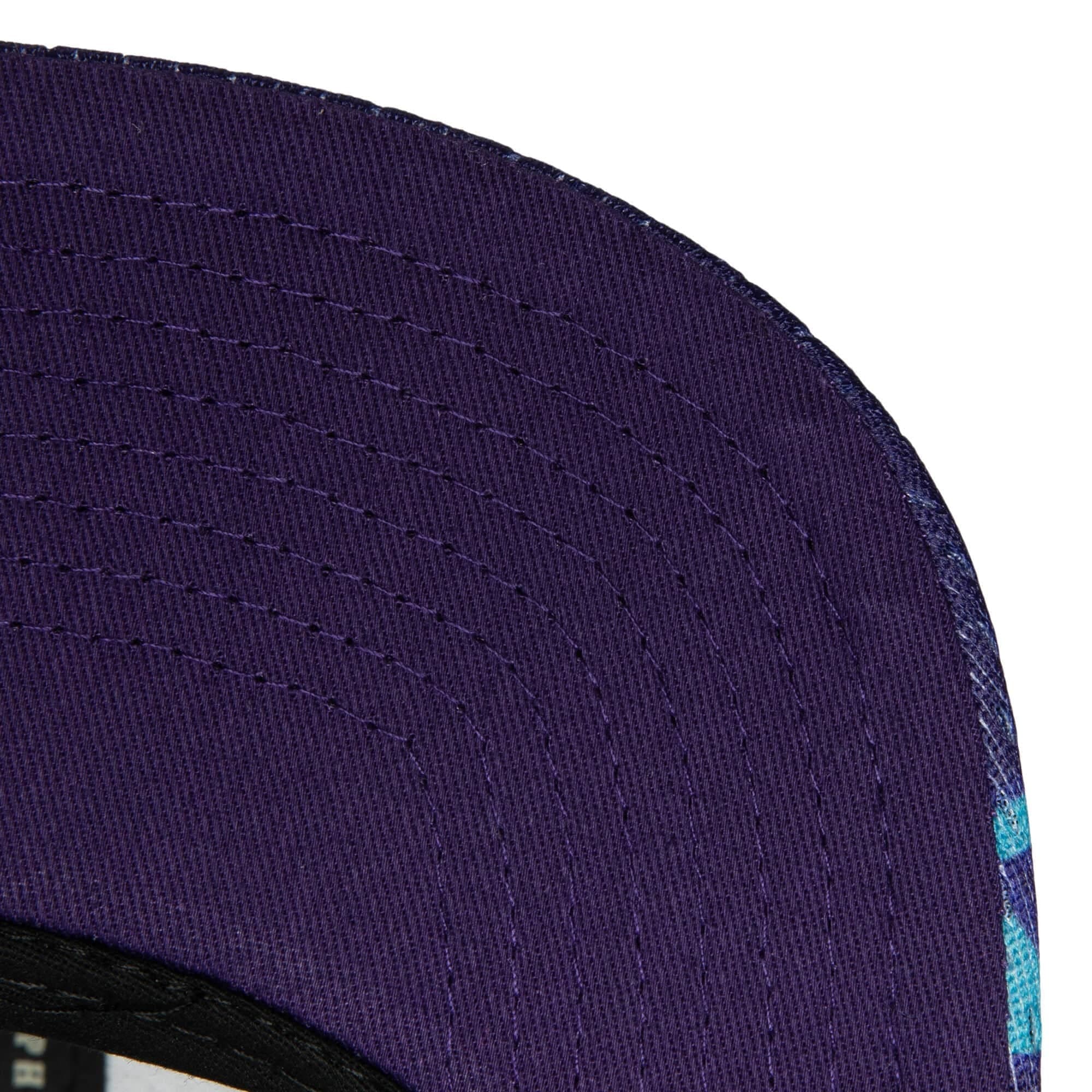 Бейсболка Mitchell & Ness Snapshot Snapback Charlotte Hornets Hat