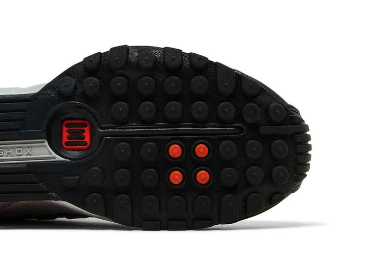 shox-r4-gs-og-2025-cw2626-005_04
