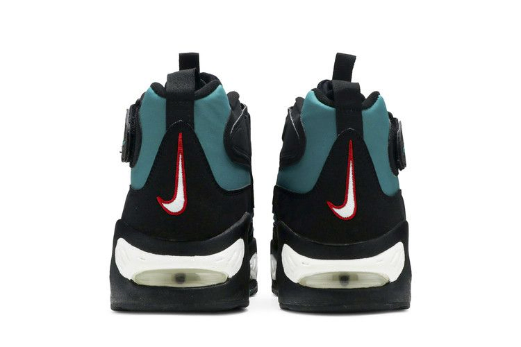 air-griffey-max-1-freshwater-354912-300_05