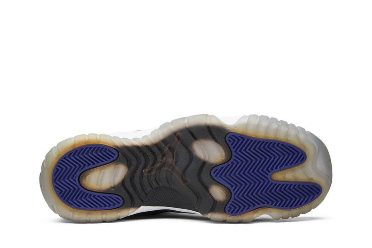 air-jordan-11-retro-gs-concord-2011-release-378038-107_03