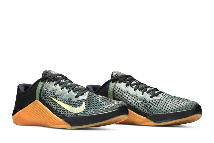 metcon-6-black-gum-ck9388-032_07