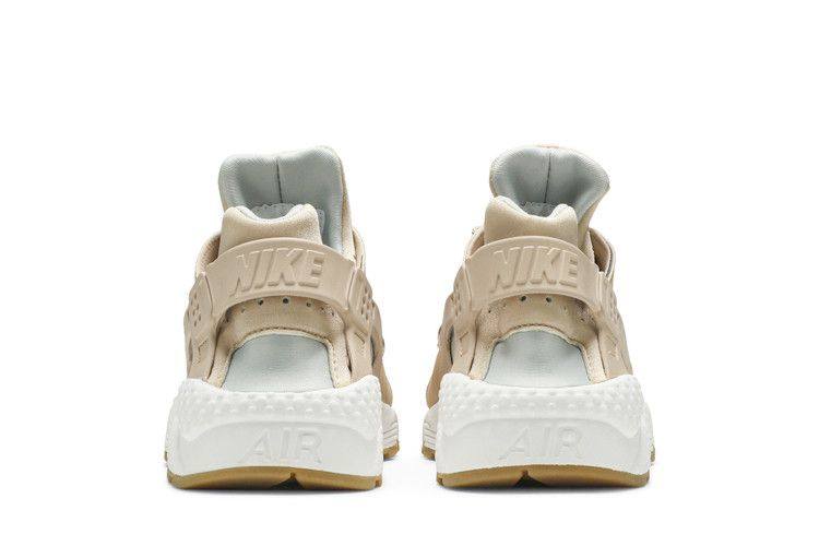 wmns-huarache-run-bio-beige-634835-204_05