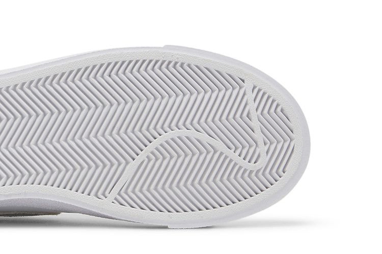 Кроссовки Nike Wmns Blazer Mid '77 SE 'Zebra'