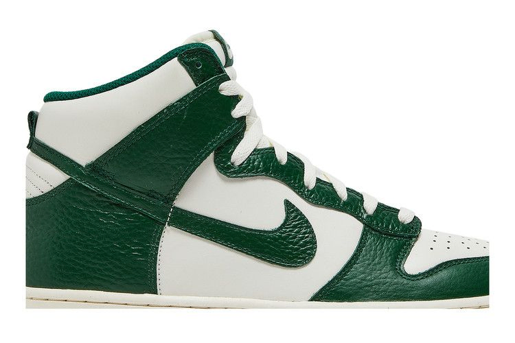 dunk-high-gorge-green-317982-119_01