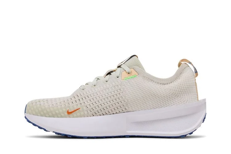 Кроссовки Nike Wmns Interact Run 'Light Bone Bright Mandarin'