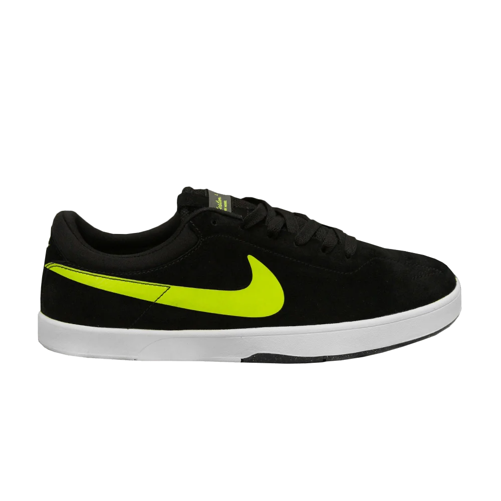 Krossovki-Nike-Koston-2